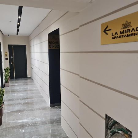 La Mirage Apartment 04 Tirana Buitenkant foto