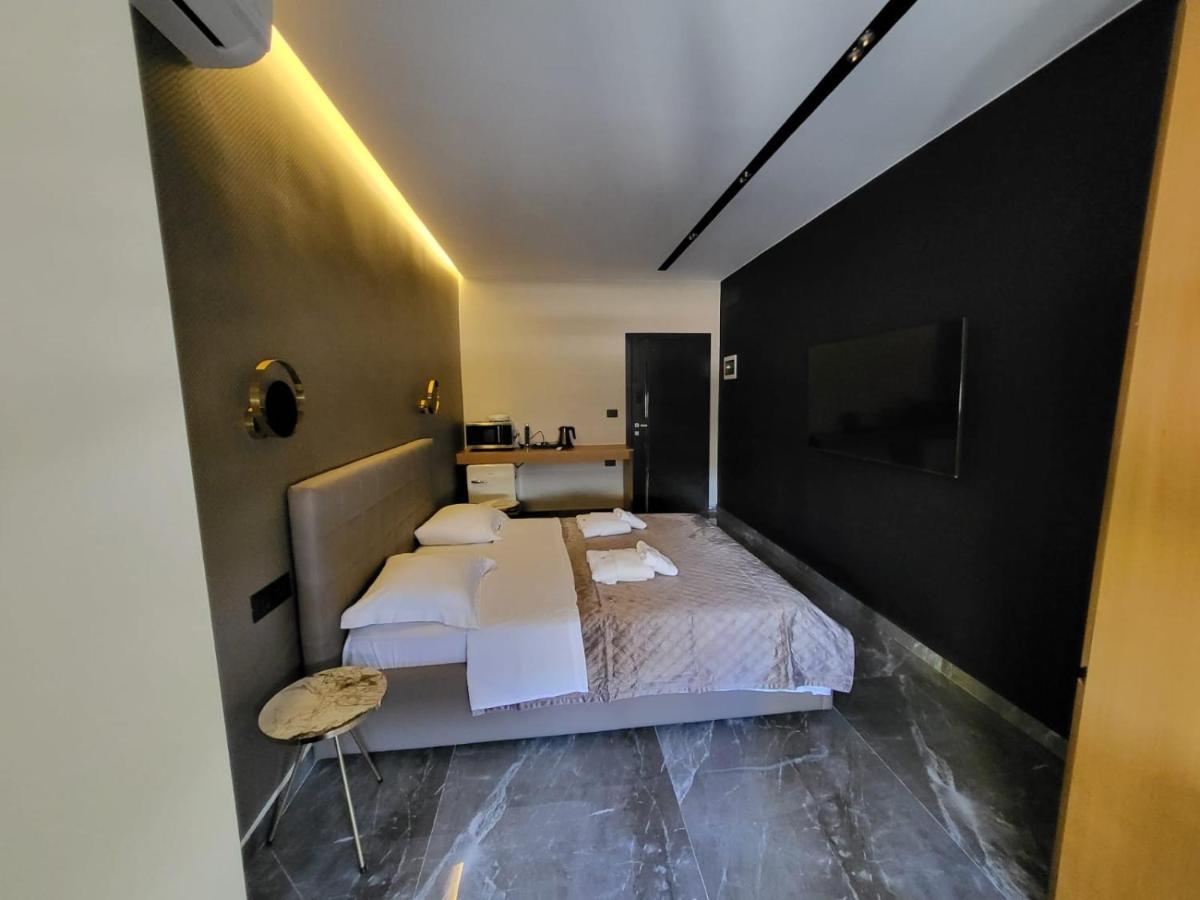 La Mirage Apartment 04 Tirana Buitenkant foto