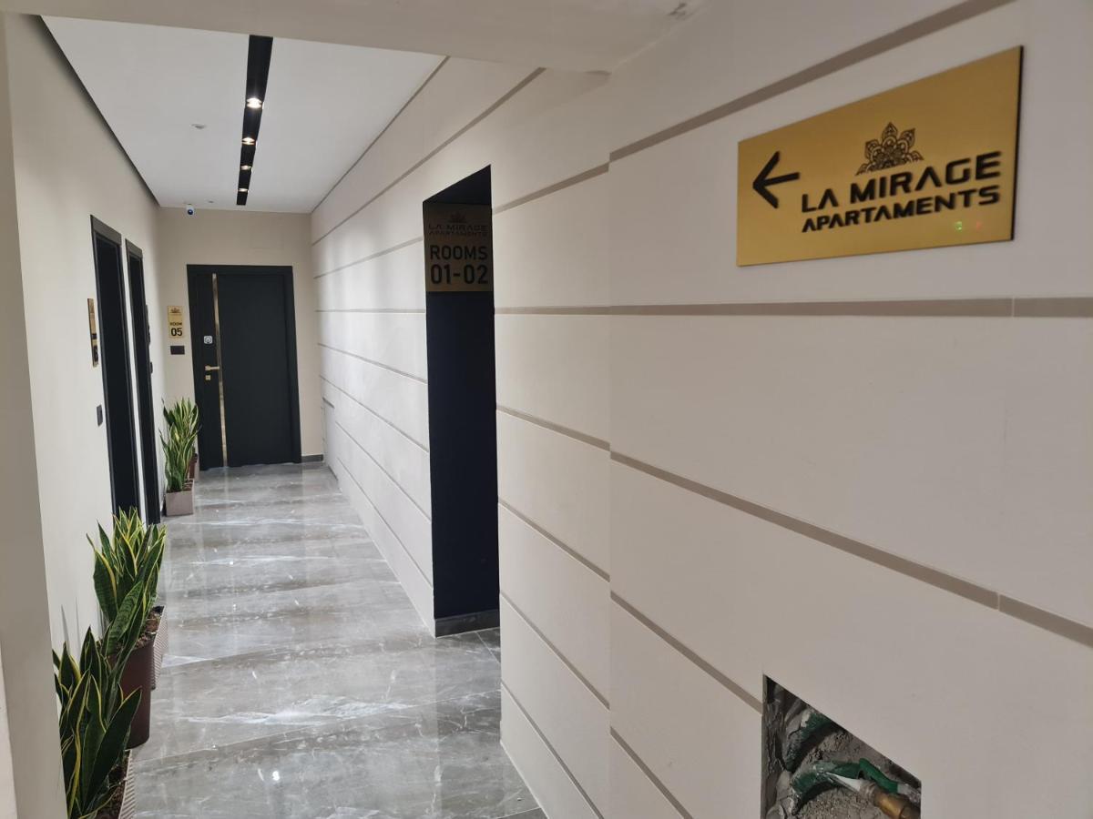 La Mirage Apartment 04 Tirana Buitenkant foto